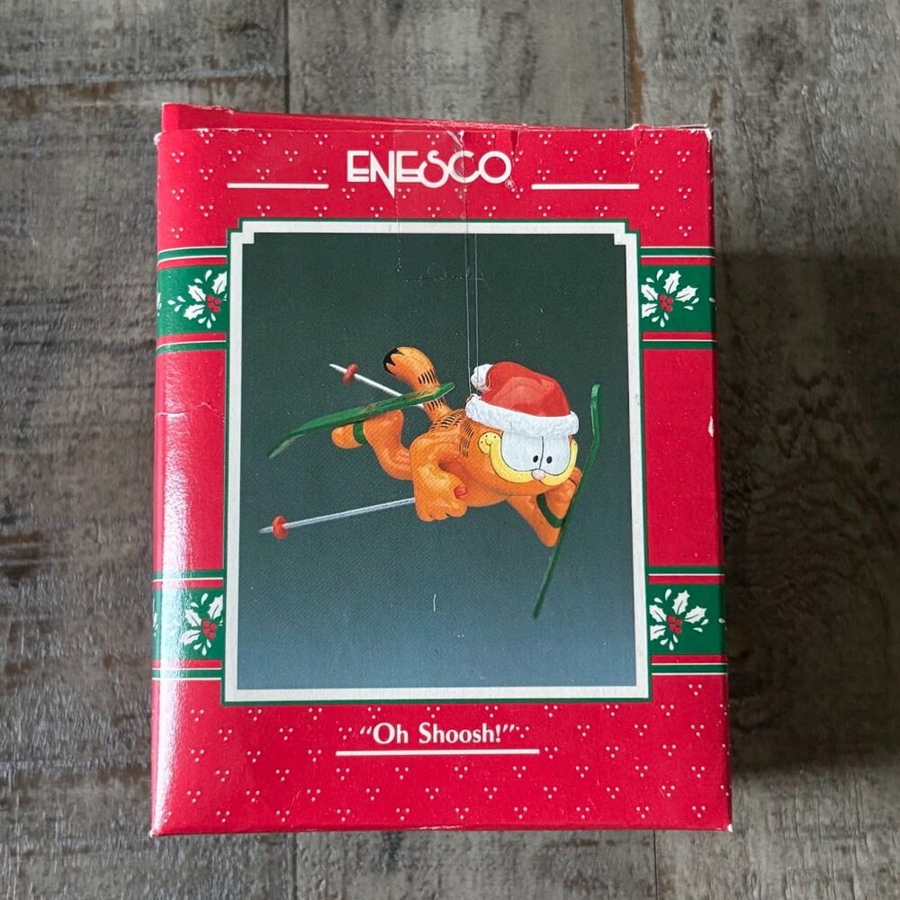 Vintage Garfield 1990 "Oh Shoosh!" Winter Skiing Christmas Ornament